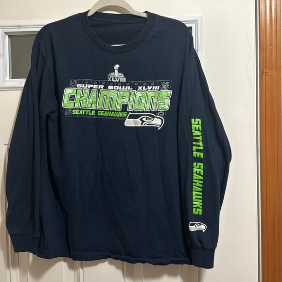 $5 when bundled - Men’s Seattle Seahawks Super Bowl Champions XL T-shirt - Picture 1 of 7